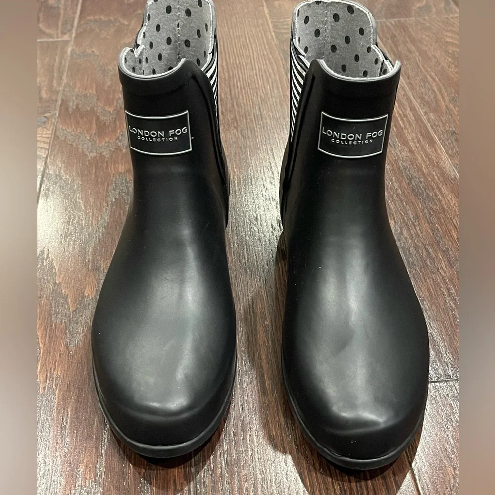 LONDON FOG Women Piccadilly Rain Boot Black Matte Size 11M Pull-On Ankle